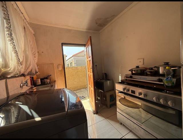 3 BEDROOM HOUSE FOR SALE IN VANDERBIJLPARK CE 3